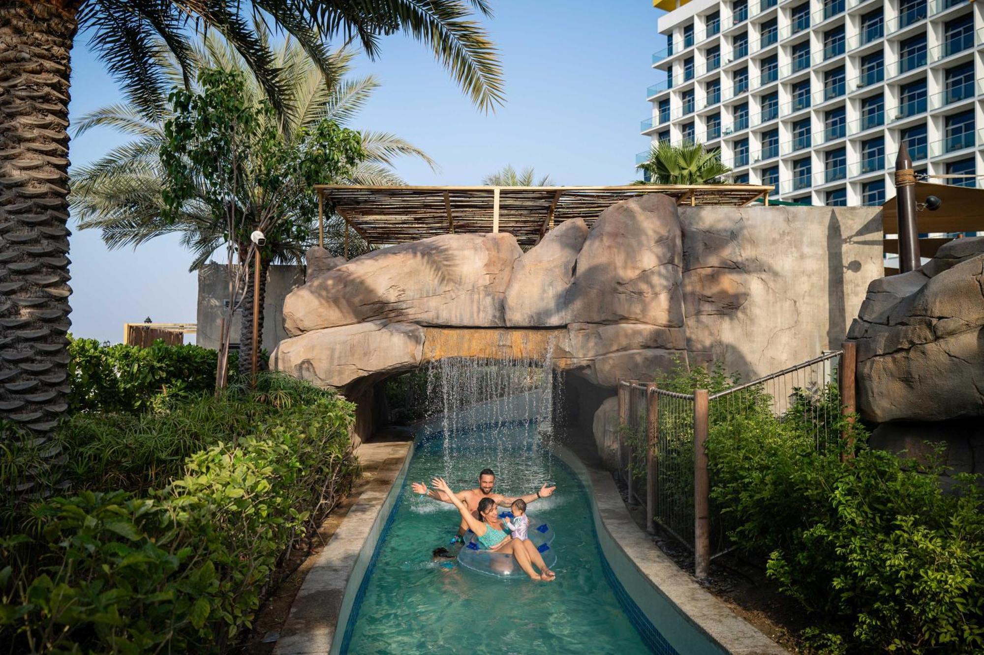 Centara Mirage Beach Resort Dubaï Extérieur photo